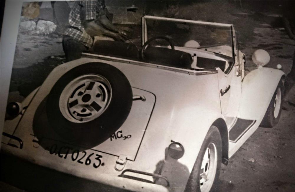 Masina de epoca marca Ford