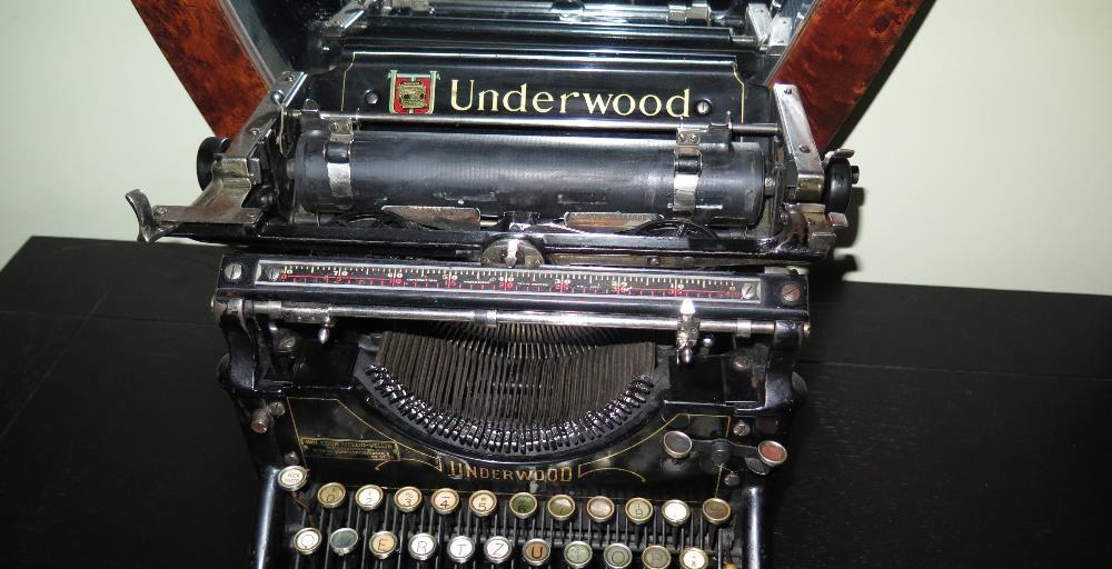 Masina de scris veche de colectie, Underwood, USA