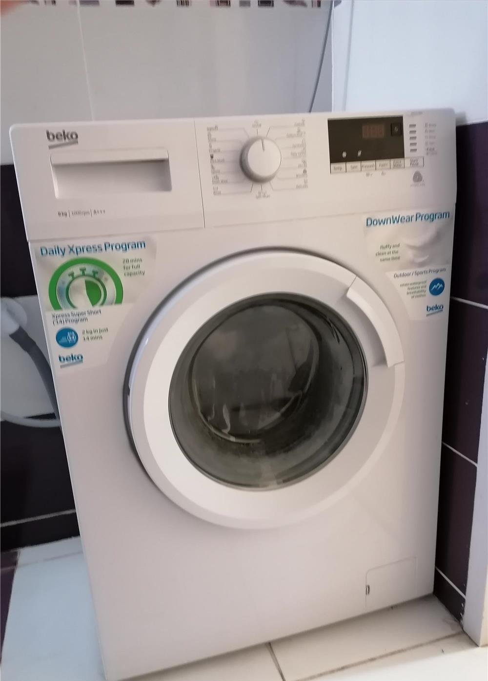 Mașină de spălat rufe BEKO 6 kg impecabilă, se vinde cu proba spalare