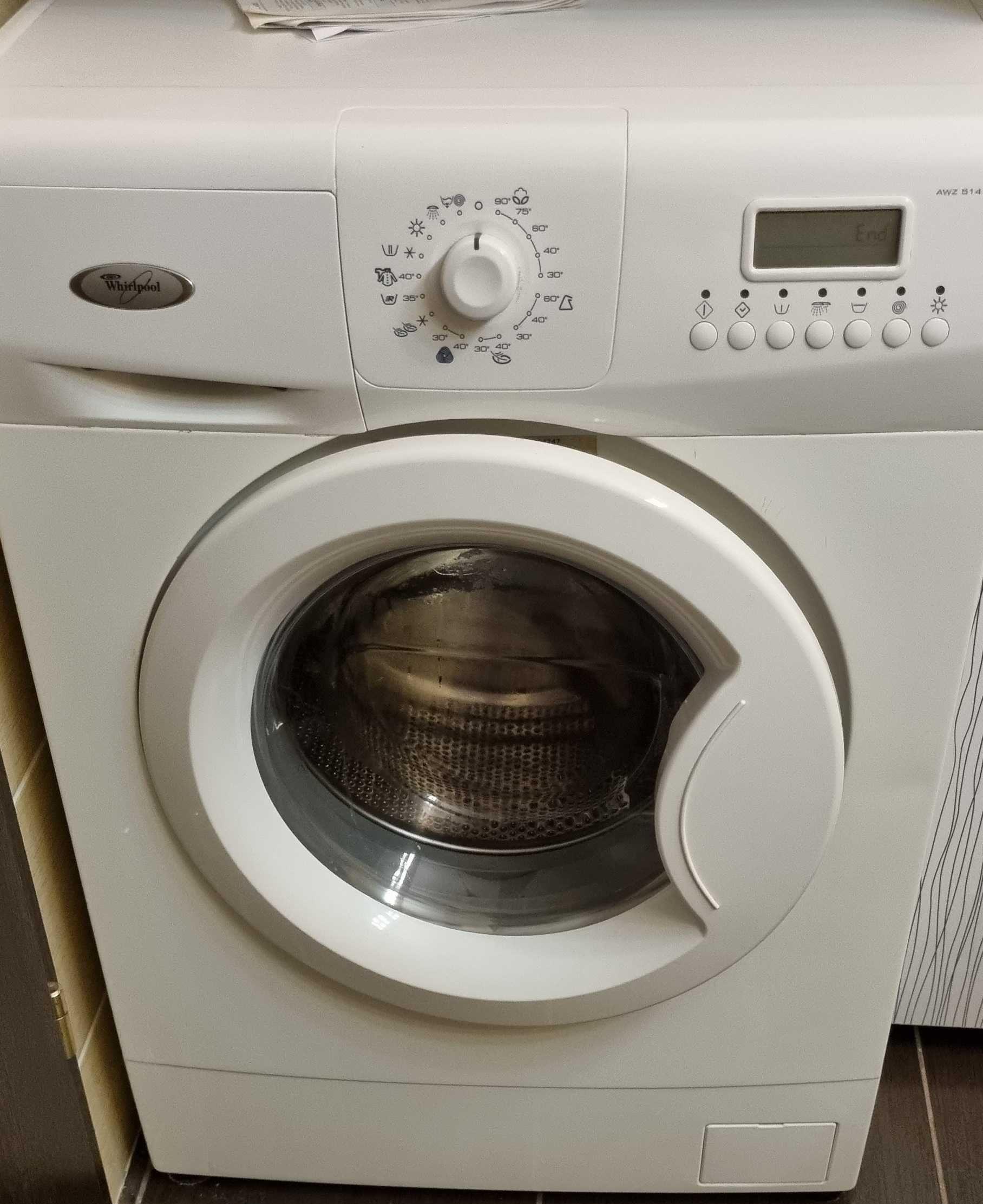 Mașina de spălat rufe cu uscător Whirlpool awz 514d