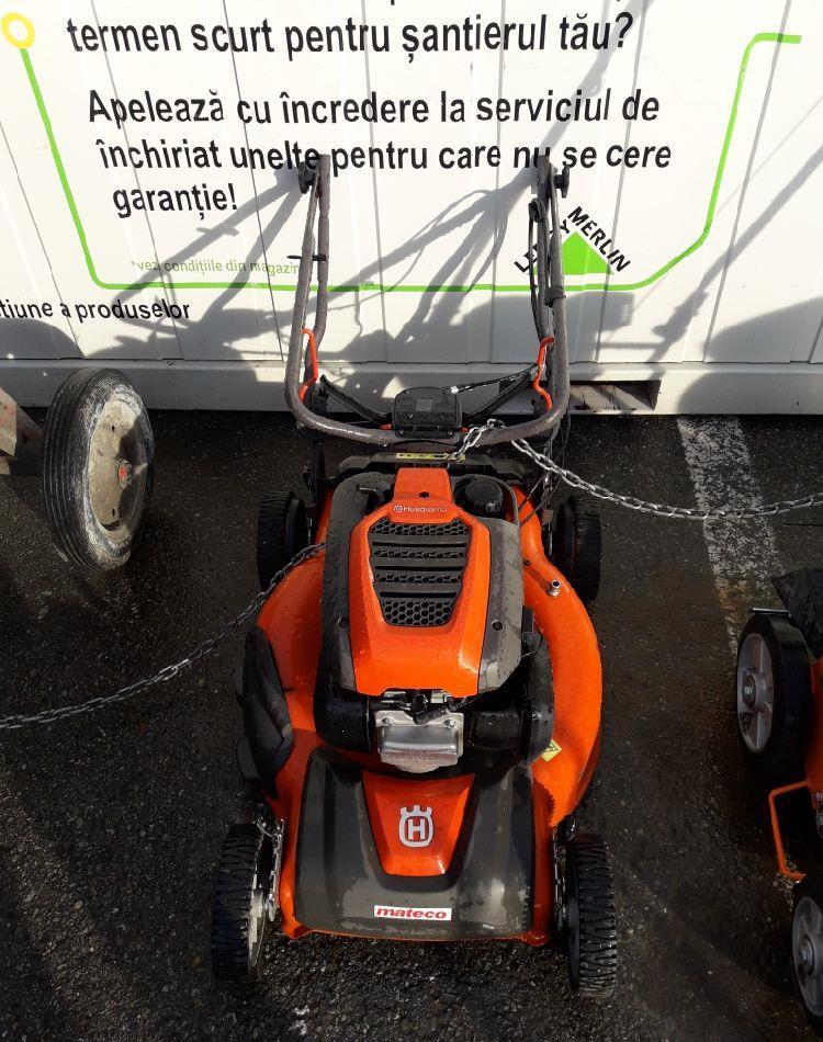 Masina de tuns gazonul LC356LV.Inchiriaza duminica pentru o zi si primesti a doua zi gratis!
