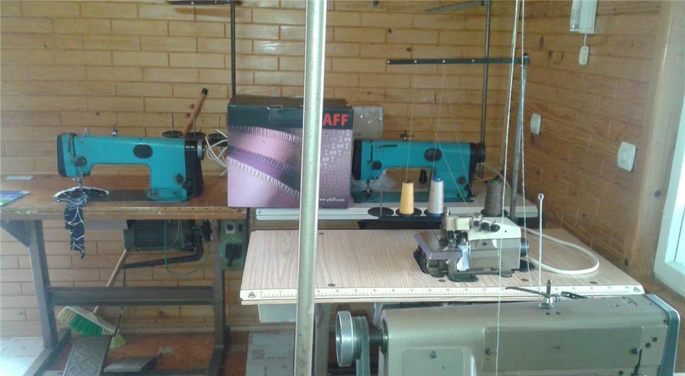 Mașini de cusut și triploc metalotehnica Tg. Mureș.