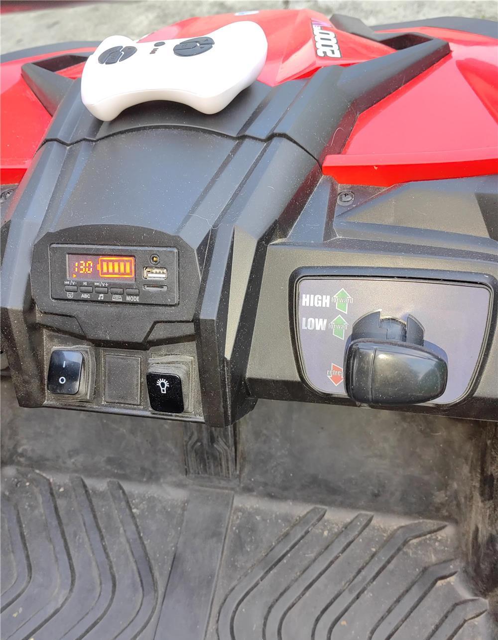 Masinuta electrica 12V cu 4 motoare Nichiduta 4x4 UTV MX Red