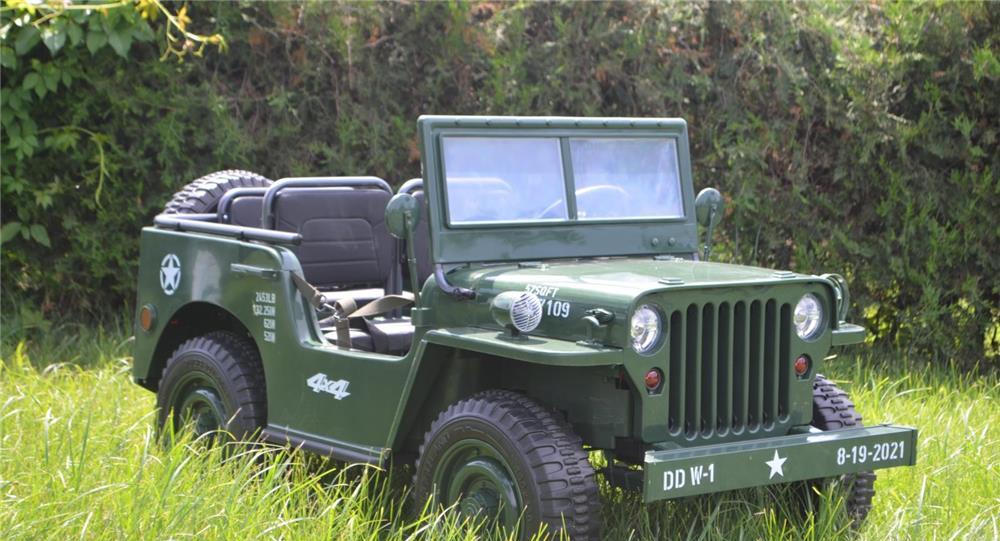 Masinuta electrica Jeep USA ARMY 4X4 180W