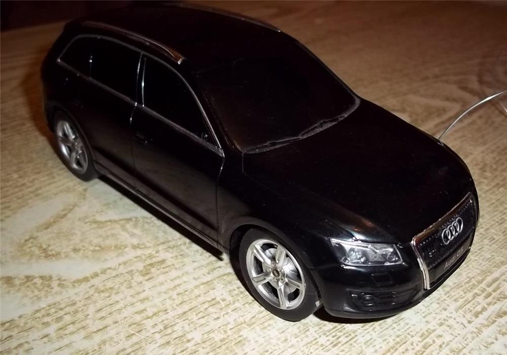 Masinuta teleghidata AUDI Q5
