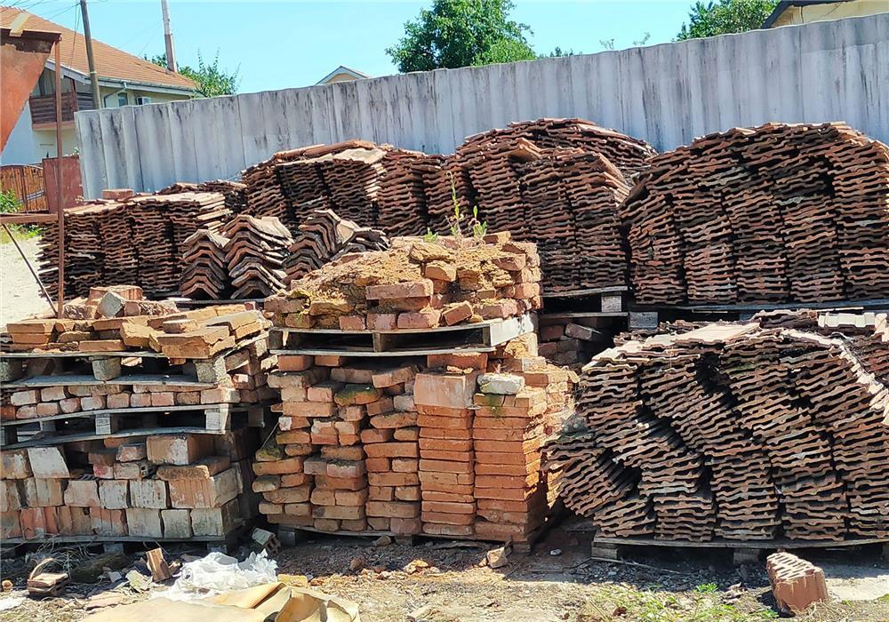 Material construit