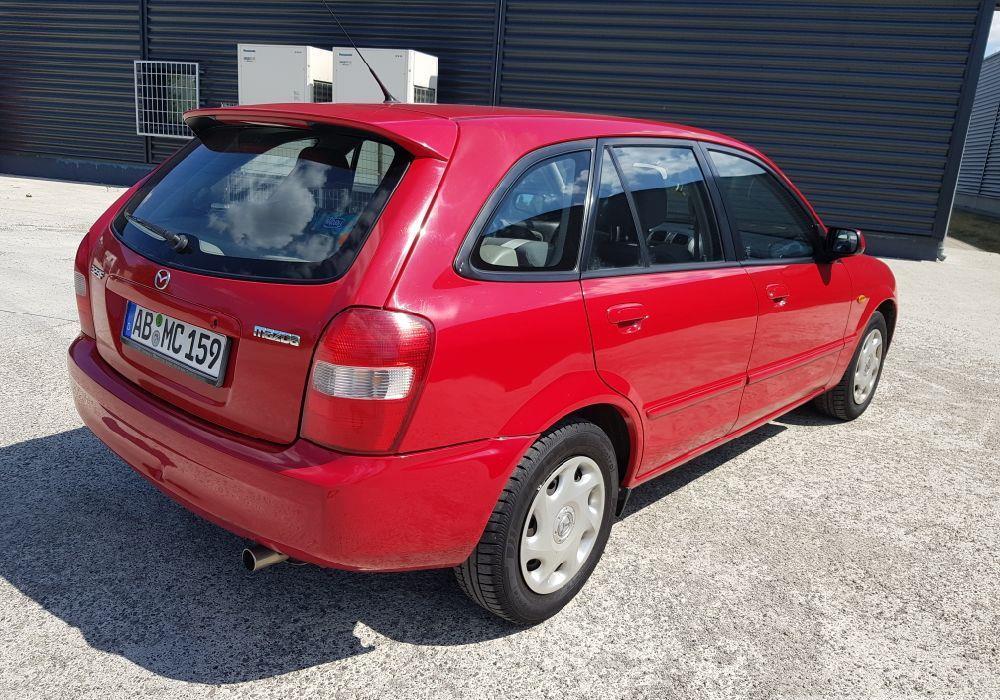 Mazda 323