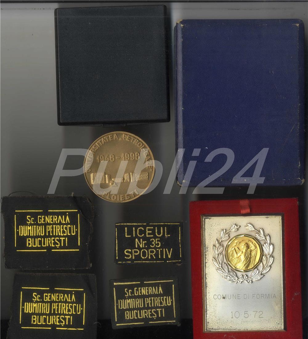 Medalii Ordine Militare Insigne Decoratii Brevete Diplome Barete Armata Militie Securitate Efecte