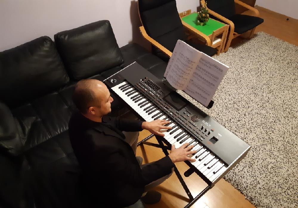 Meditatii cursuri muzica pian canto
