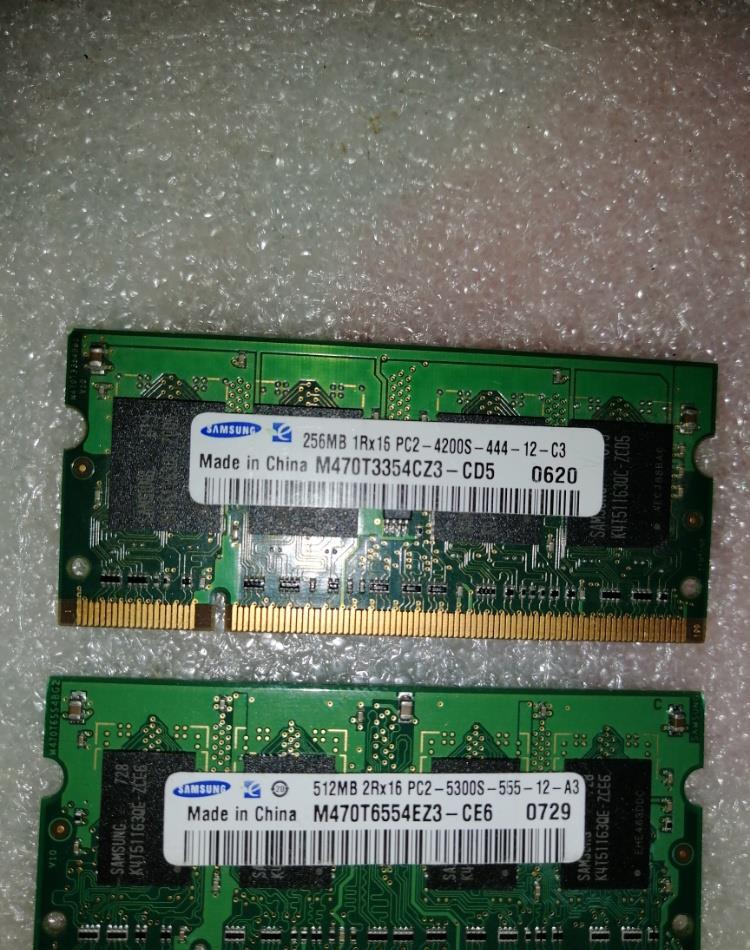 Memorii Laptop DDR1/DDR2