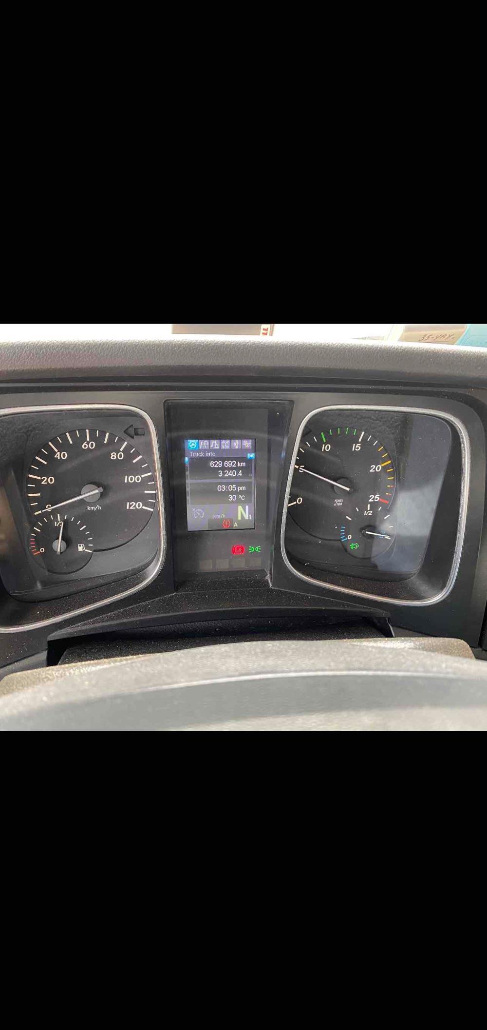 Mercedes-benz actros 1845