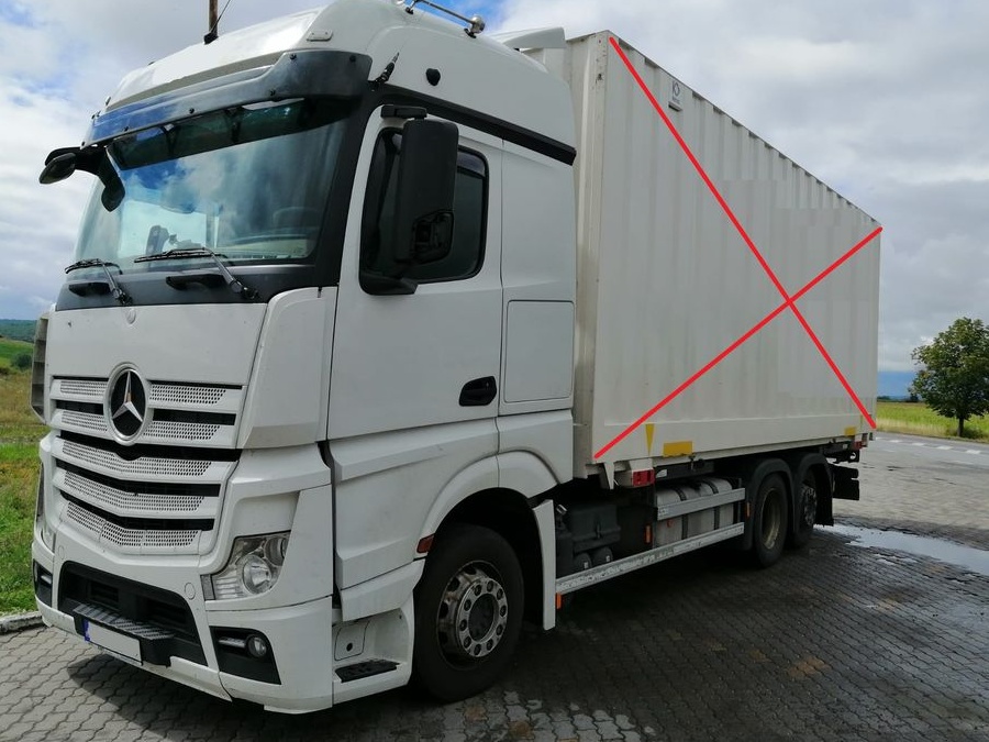 Mercedes-Benz Actros 26/450