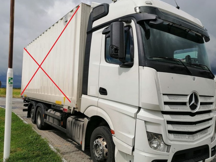 Mercedes-Benz Actros 26/450