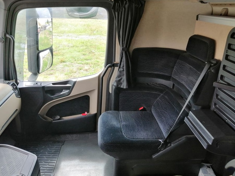 Mercedes-Benz Actros 26/450