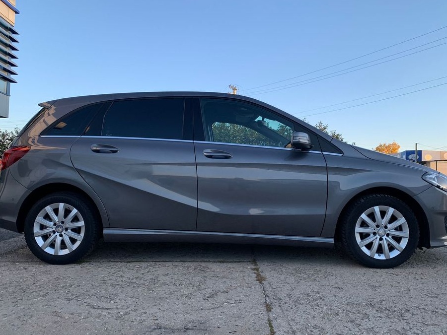 Mercedes-Benz B 180 d