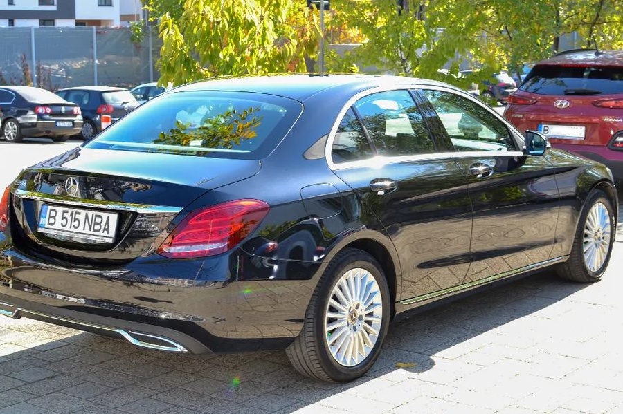 Mercedes-Benz C 220 d 9G-TRONIC