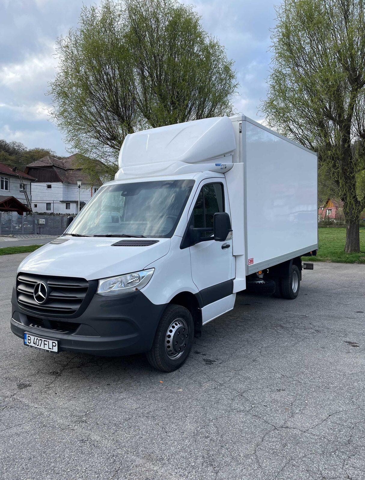 Mercedes Benz Sprinter 516 CDI 2021 Box cu lift 1000kg predare leasing