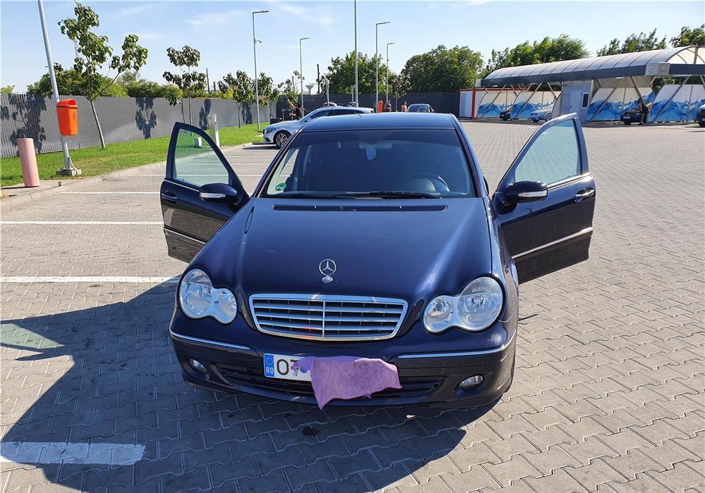 Mercedes c200. Anul 2006 Automata