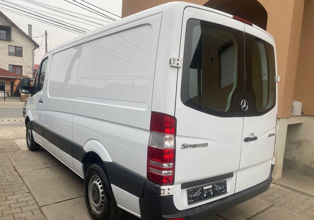 Mercedes Sprinter 319 CDI V6 Euro 5