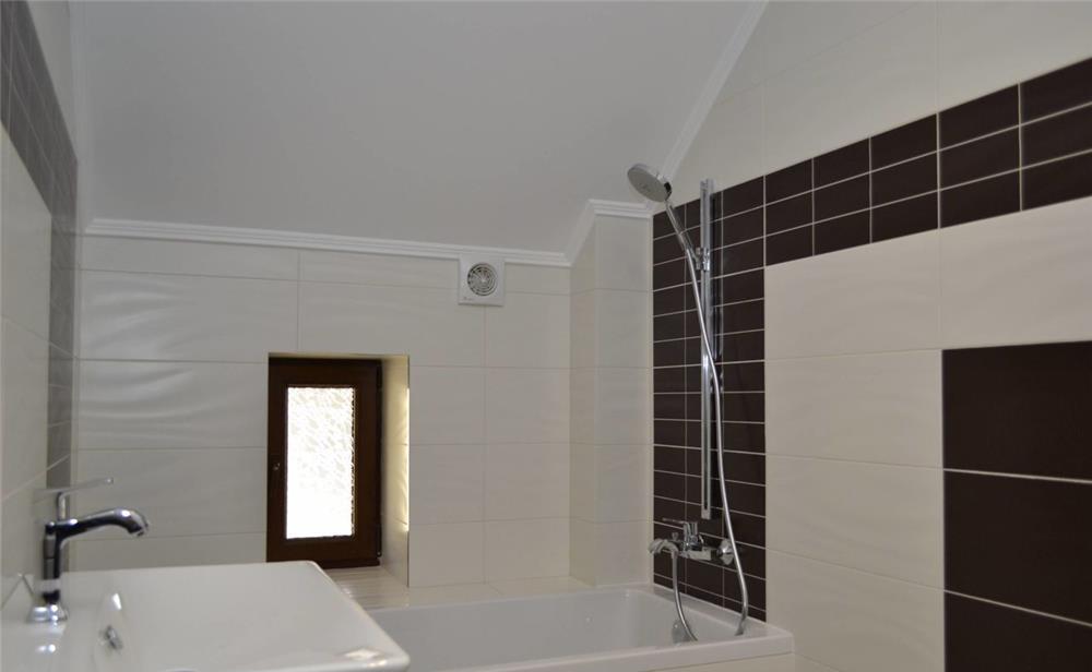 Meserias constructor execut glet lavabila gresie, orice reparatii mici