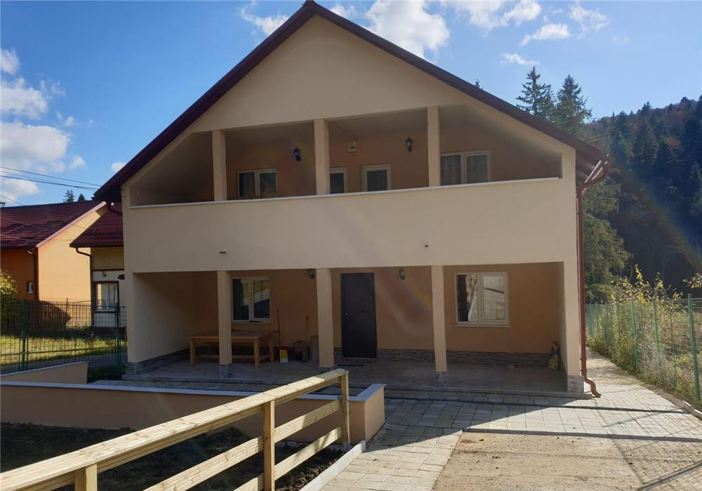 Meserias Execut lucrari de renovare complete