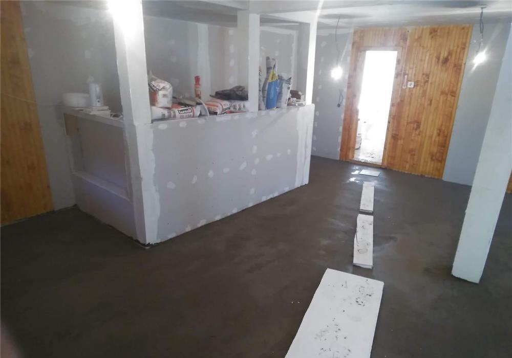 Meserias Execut lucrari de renovare complete