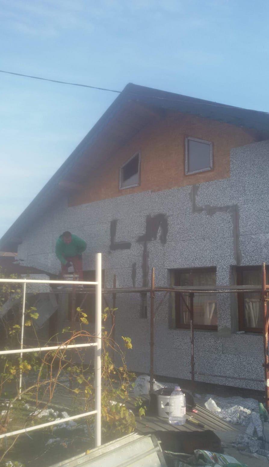 meseriaș in construcții