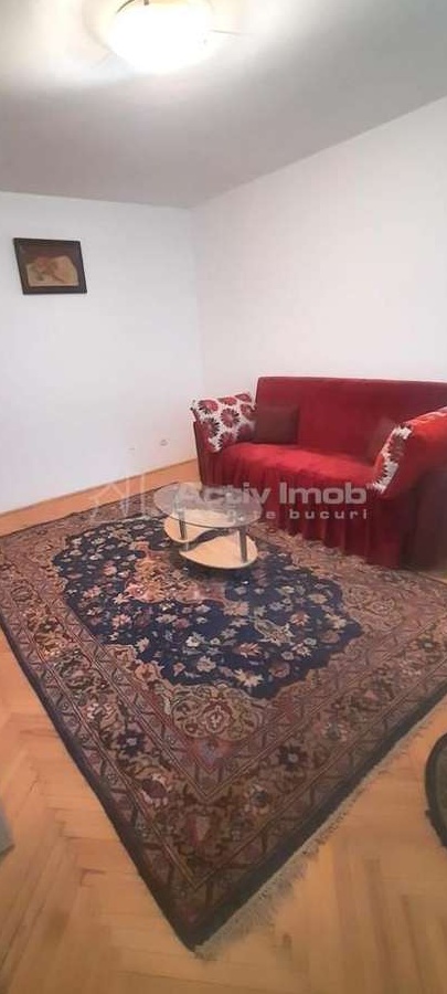 Metrou Favorit, apartament 2 camere, dec, mob, utilat, et 1