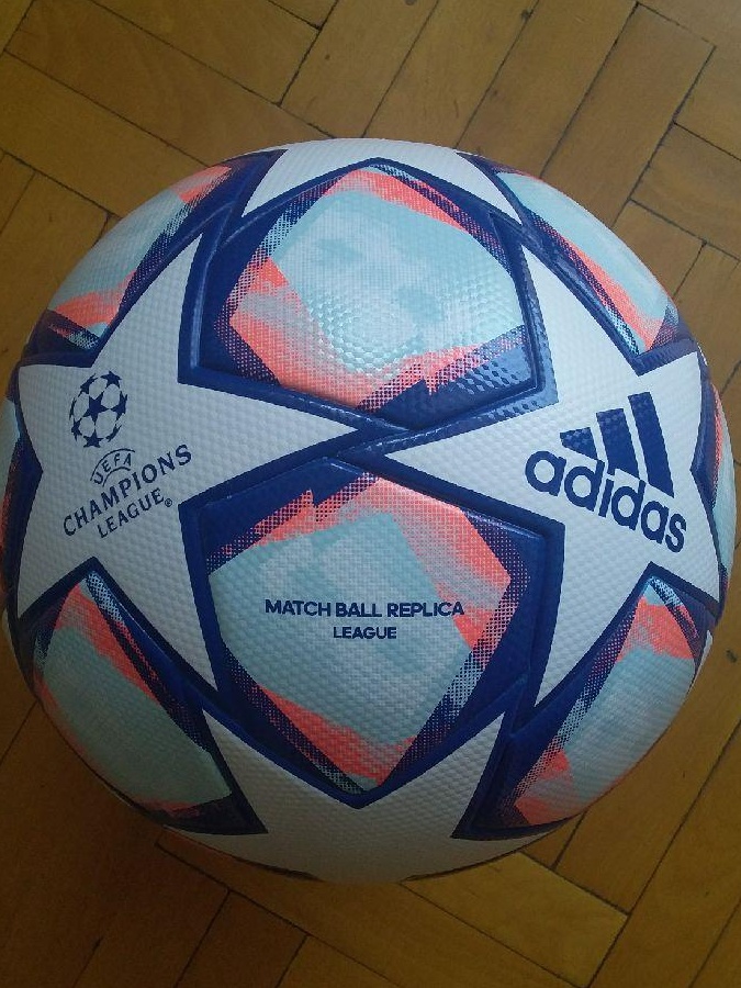 minge adidas UCL