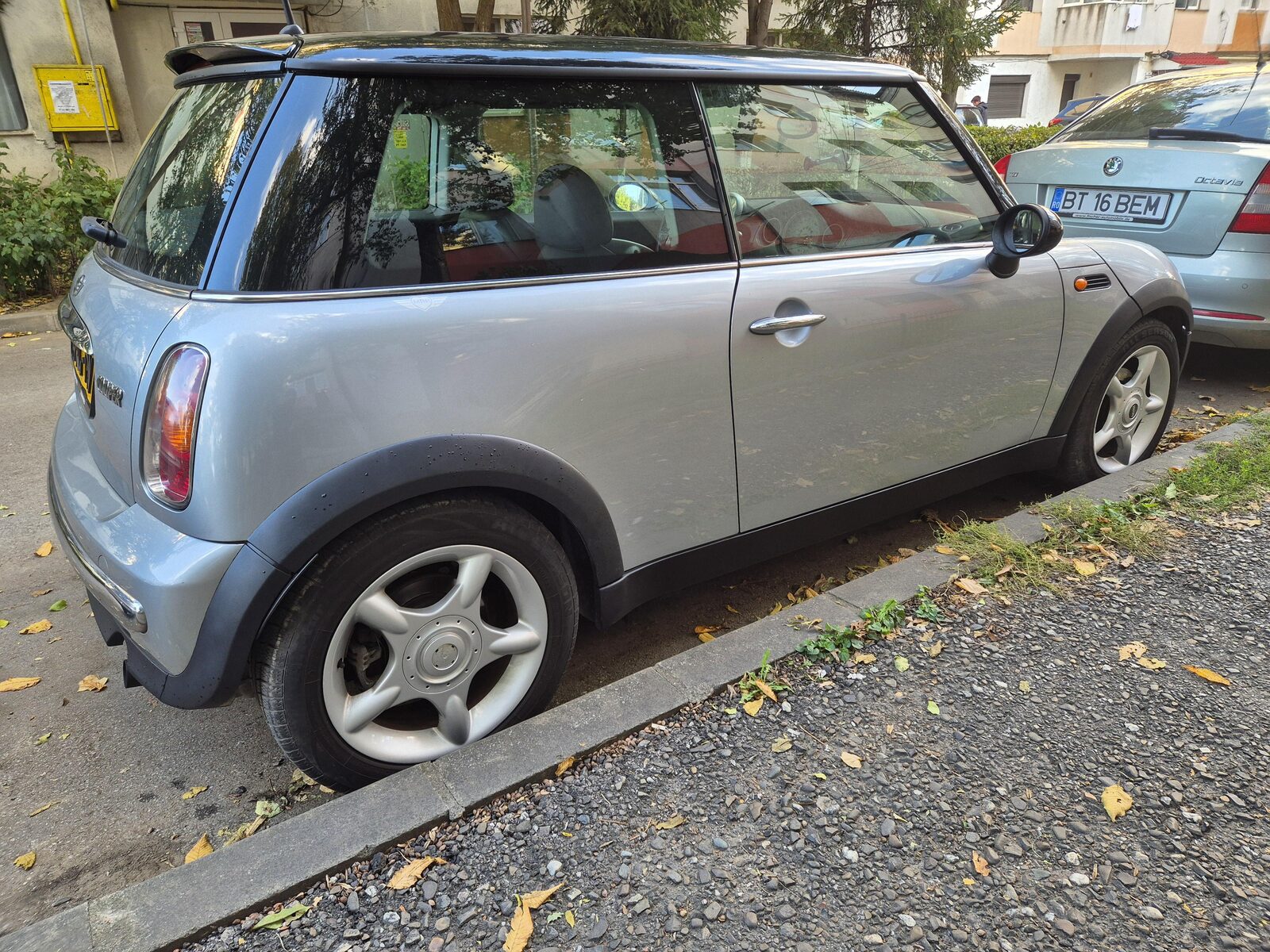 Mini Cooper One 116CP