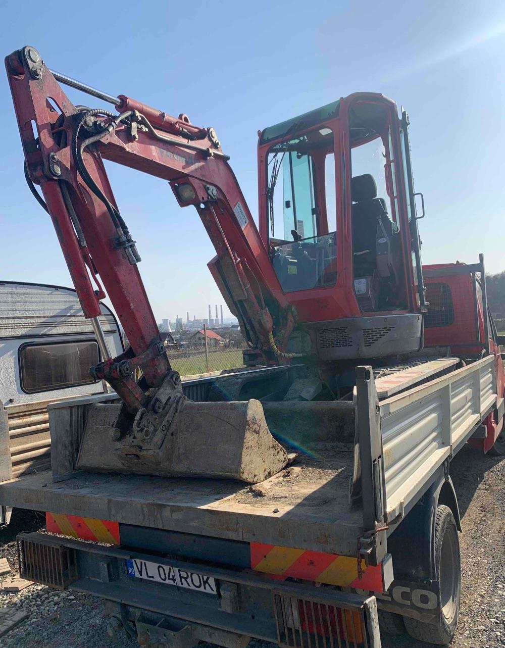 mini excavator