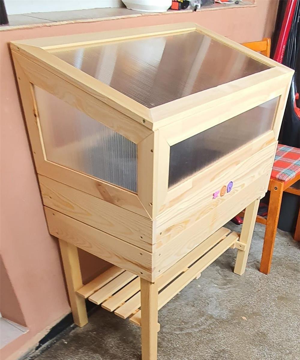mini sera de gradina sau interior
