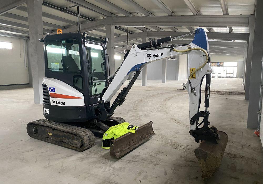 Miniexcavatoare Bobcat E26