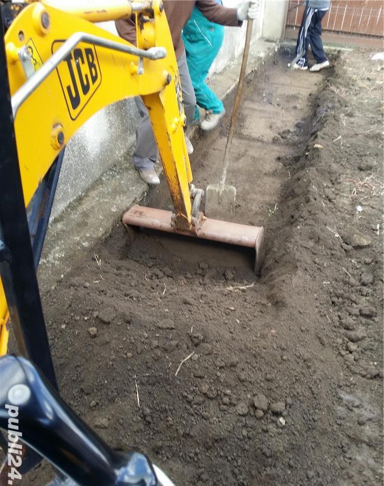 Miniexcavator bobcat cilindru nisip mranita