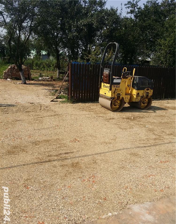 Miniexcavator bobcat cilindru nisip mranita