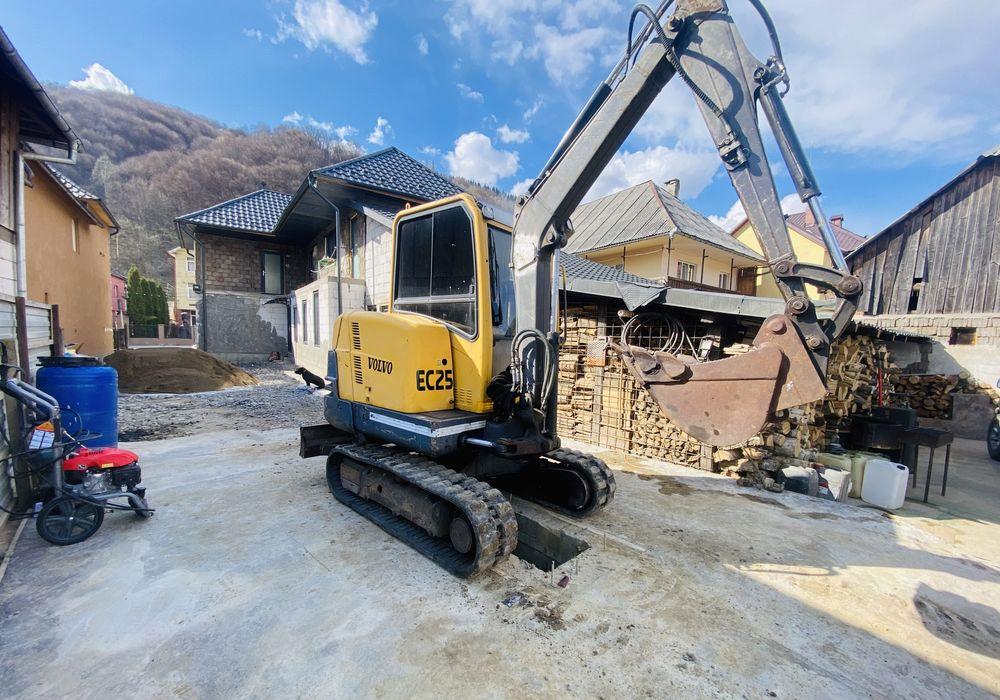 Miniexcavator exacavator Volvo 2.8 tone