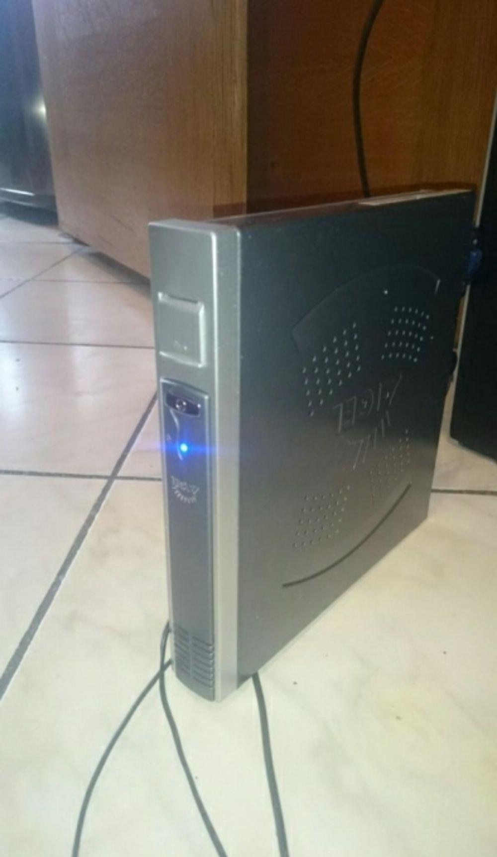 MiniPC IGEL-1/2 mem 1gb ddr2, card cf 2gb linux dsl