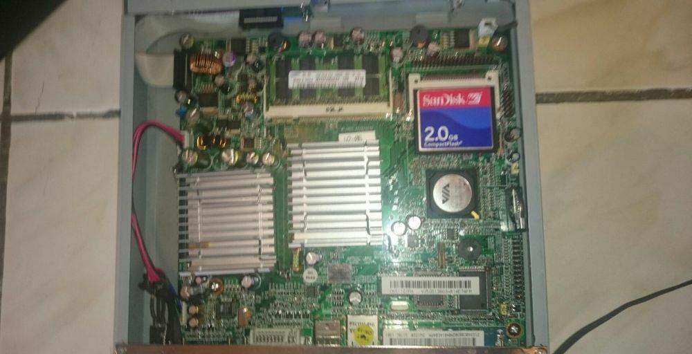MiniPC IGEL-1/2 mem 1gb ddr2, card cf 2gb linux dsl