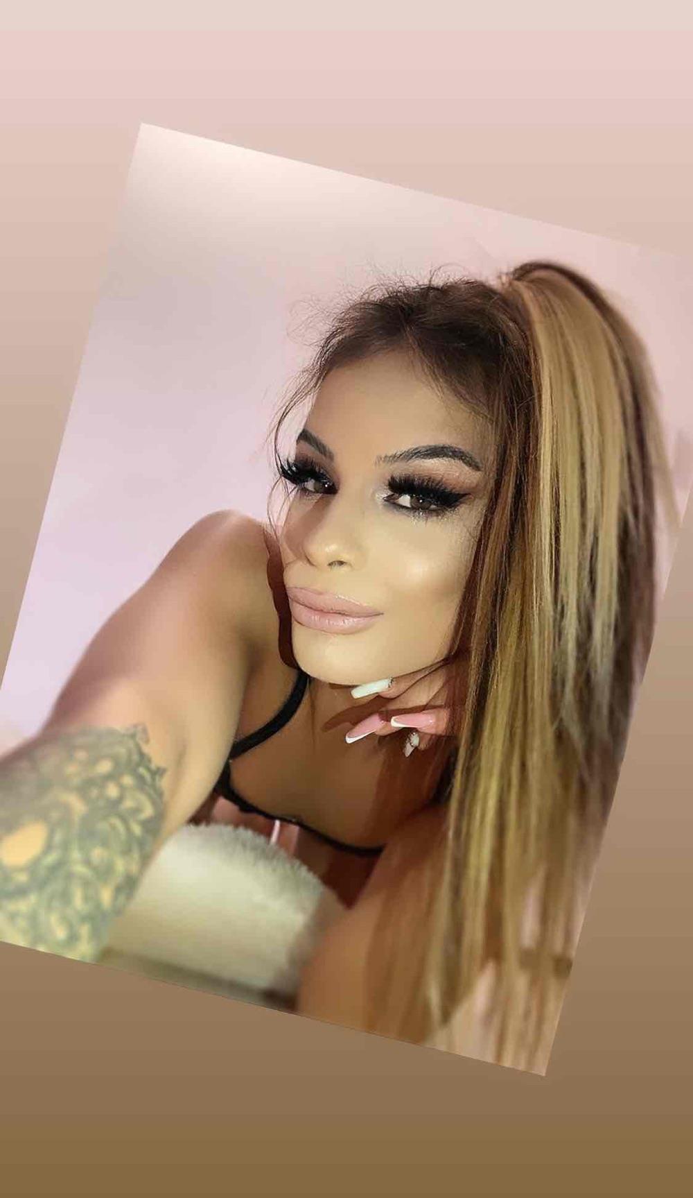 Minnie Transex Luxurry  Party Show Web