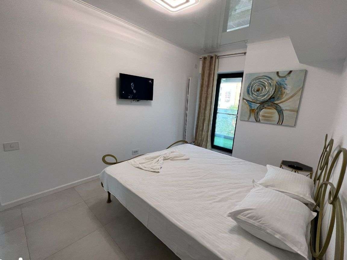 Miraj Mamaia - 2 camere regim hotelier cazare la mare