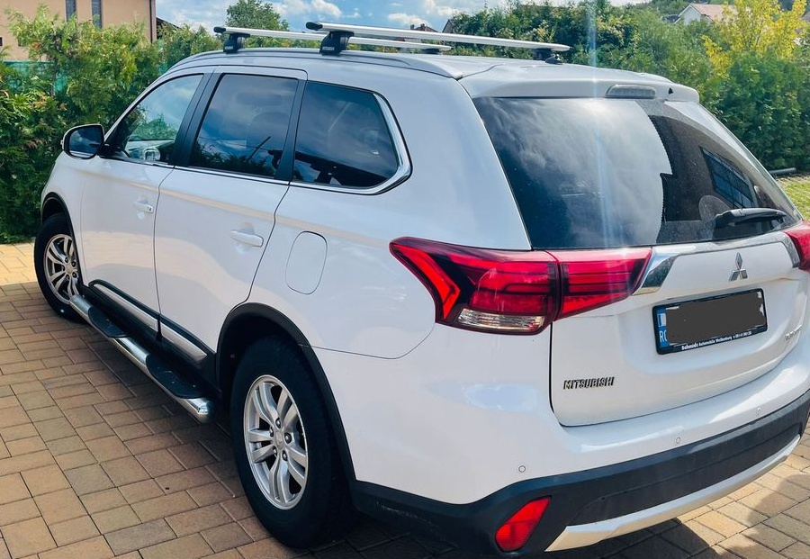 Mitsubishi Outlander 2.2 DI-D 4WD Automatik