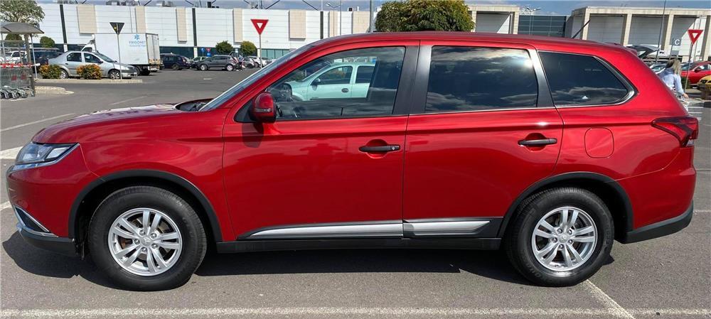 Mitsubishi Outlander 2.2D, 4x4, 150CP, Invite+, TVA deductibil