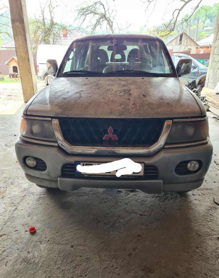 Mitsubishi pajero sport