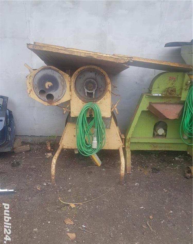 Moara porumb la cardan