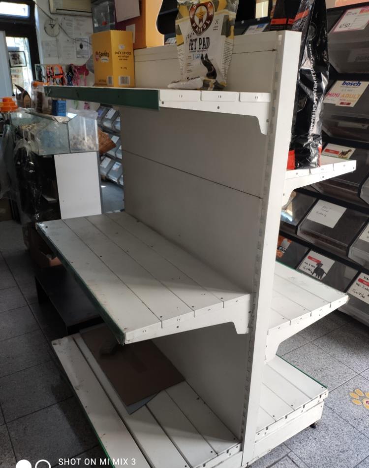 Mobilier Pet Shop + AC 12000 BTU