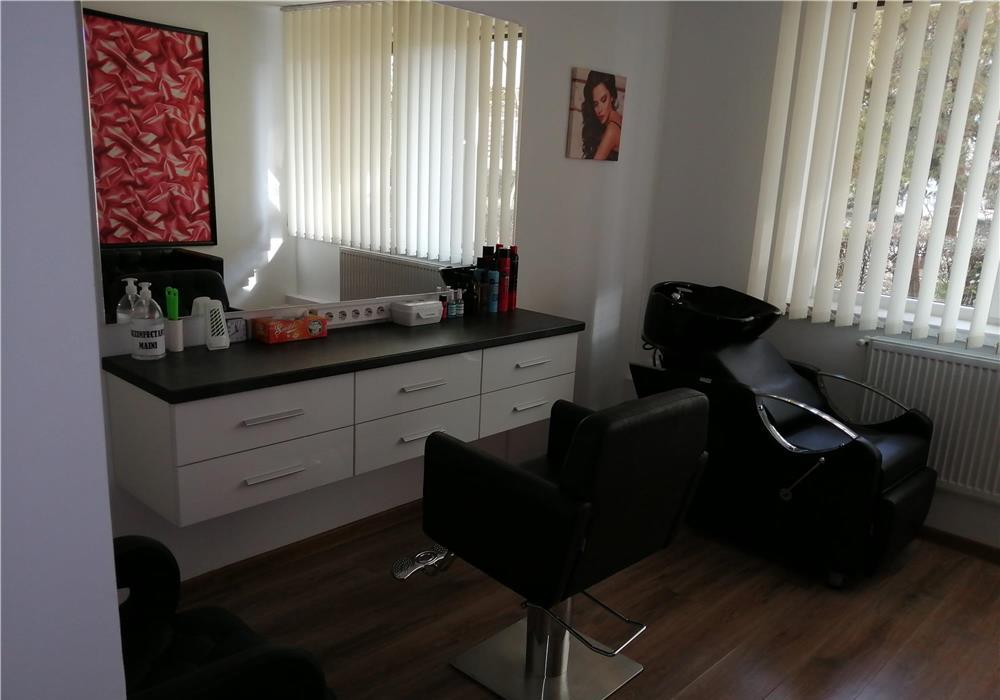 Mobilier salon înfrumusețare