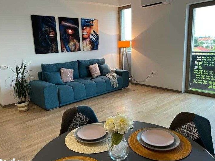 Monarch Tower | proprietar, inchiriez apartament 2 camere lux+ parcare