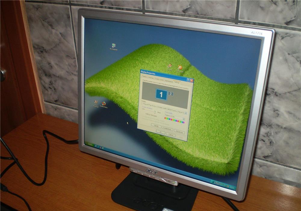 Monitor Acer AL1716