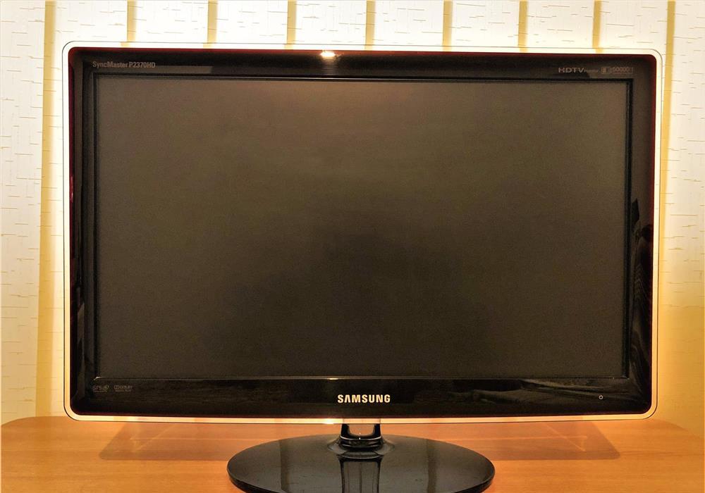 Monitor / TV Samsung P2370HD LCD 23'' (60 cm), Black Rose