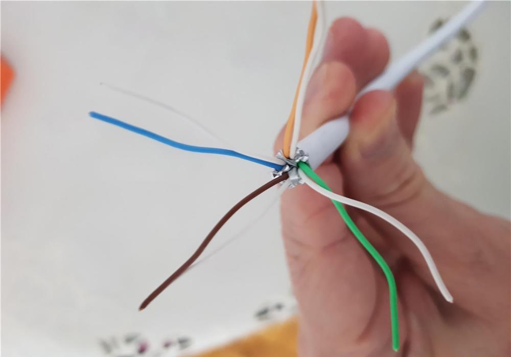Montaj Montare Priza Mufare Sertizare Prelungire Inadire Cablu Retea Internet UTP FTP TV Coaxial RG